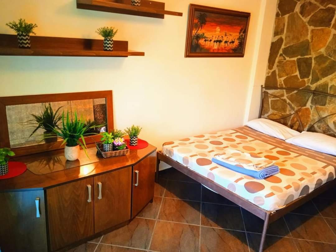 Blue Moon Accommodation Nea Michaniona Exterior photo
