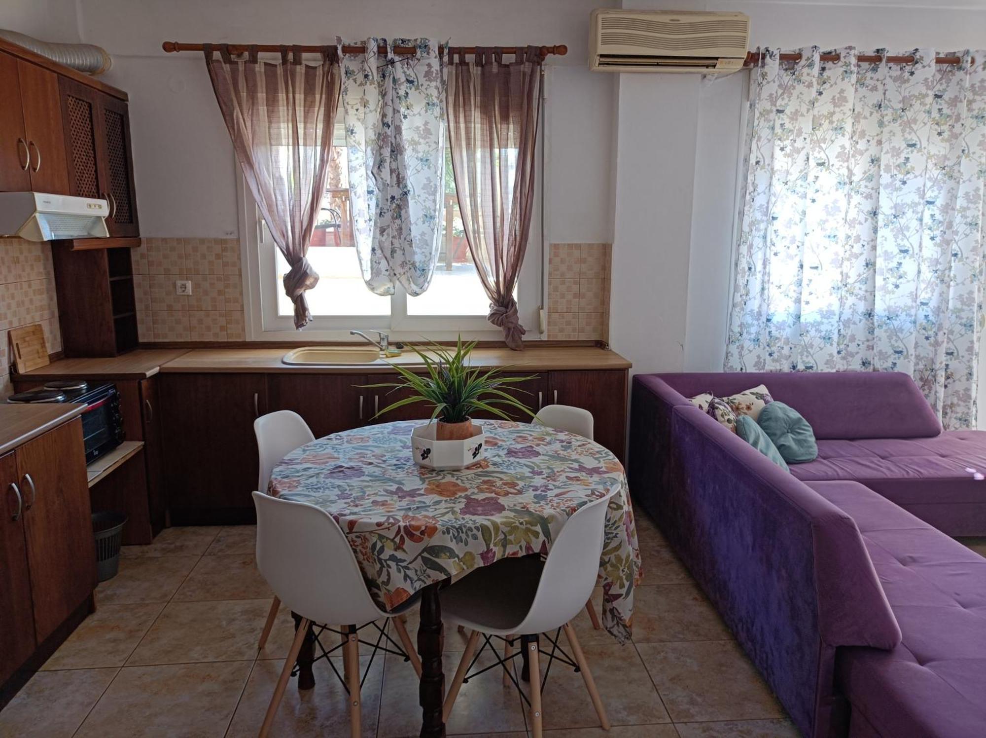 Blue Moon Accommodation Nea Michaniona Exterior photo